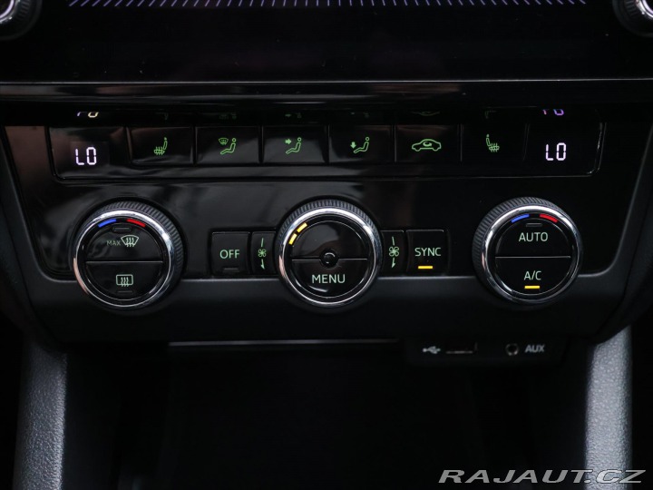 Škoda Octavia 1,6 TDI 85kW DSG Style CZ 2017