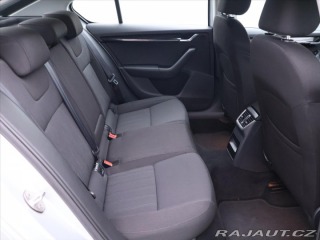 Škoda Octavia 1,6 TDI 85kW DSG Style CZ 2017