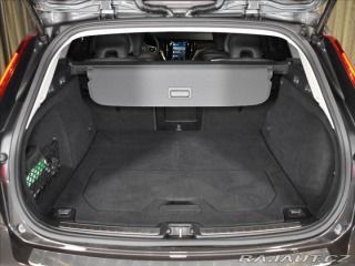 Volvo V60 2,0 B4 Plus Dark Tažné,BL 2024