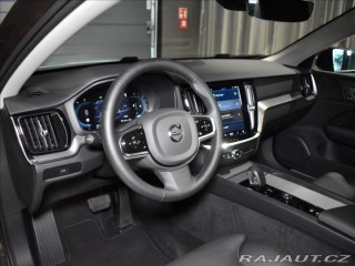 Volvo V60 2,0 B4 Plus Dark Tažné,BL 2024