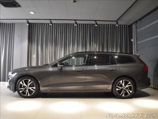 Volvo V60 2,0 B4 Plus Dark Tažné,BL 2024