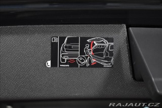 Volvo XC90 2,0 B5 AWD Plus ventilace 2024
