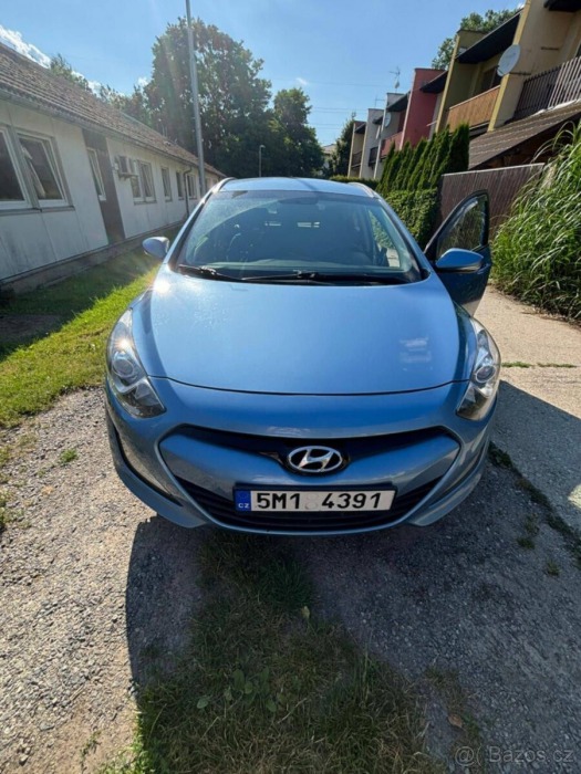 Hyundai i30 1,6   rok výroby 2012