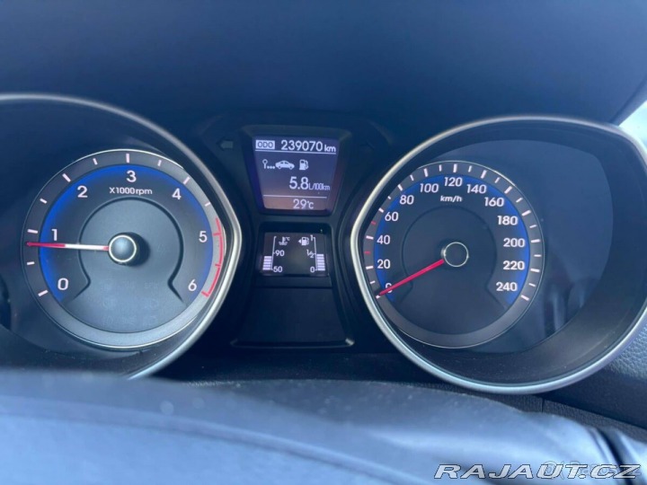 Hyundai i30 1,6   rok výroby 2012 2012
