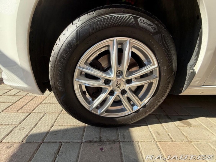 Volkswagen Caddy 2,0   TDi - TOP STAV 2019