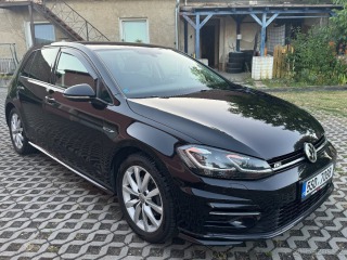 Volkswagen Golf 1,5   TSI 110 kw R-Line 2