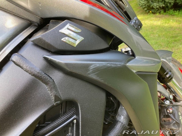Suzuki Ostatní modely MOTORKA GSX-S1000 110kW 2021