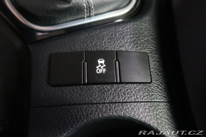 Toyota Auris 1.4D ,CZ,manuál 2018