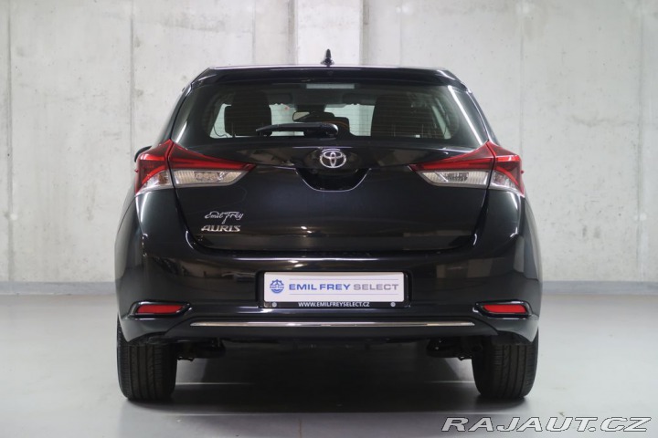 Toyota Auris 1.4D ,CZ,manuál 2018