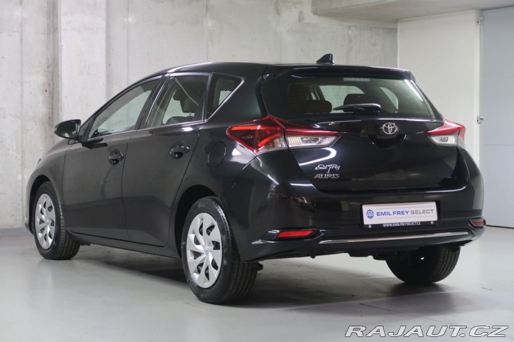 Toyota Auris 1.4D ,CZ,manuál 2018