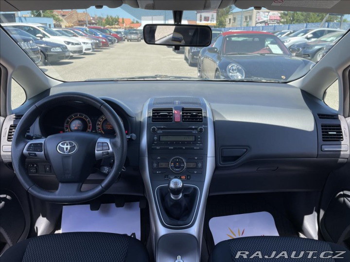 Toyota Auris 1,6 VVT-i LPG D.Klima*Vyh 2011