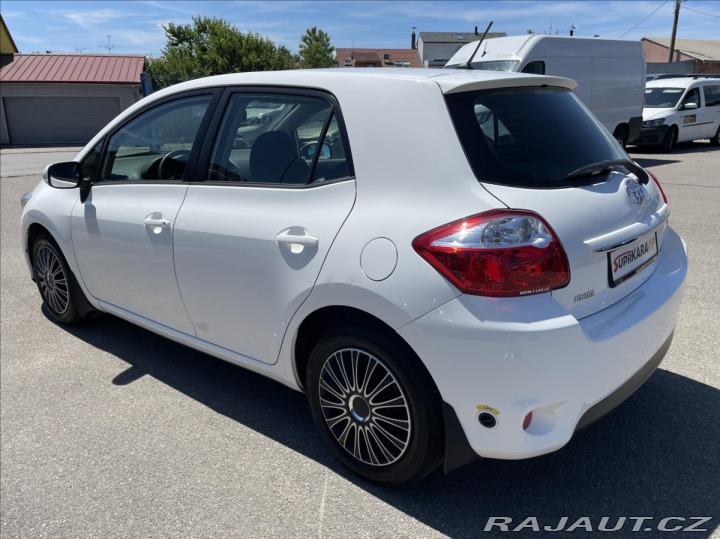 Toyota Auris 1,6 VVT-i LPG D.Klima*Vyh 2011