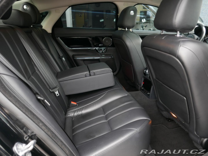 Jaguar XJ 3,0 V6 AWD Automat REZERV 2013