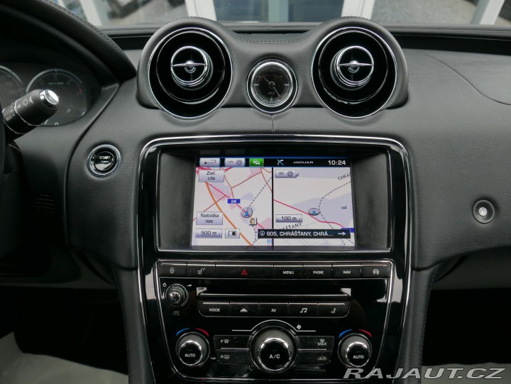 Jaguar XJ 3,0 V6 AWD Automat REZERV 2013