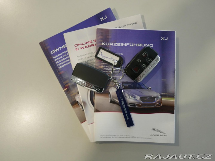 Jaguar XJ 3,0 V6 AWD Automat REZERV 2013
