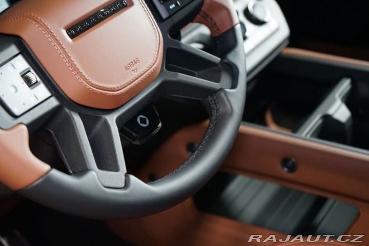 Land Rover Defender OCTA*MOONLIGHT*HUD*PANO*M 2025