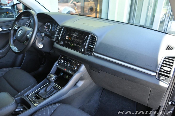 Škoda Karoq 1.6TDi STYLE CARPLAY DSG 2020