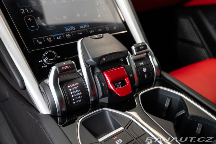 Lamborghini Urus  1800