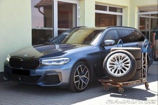BMW 5 530xD M-SPORT ČR 1.MAJ PA 2023