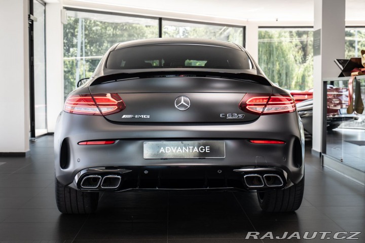 Mercedes-Benz C Final Edition 1800