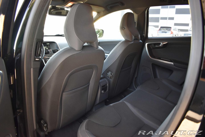 Volvo XC60 D4 133kW*AUTOMAT*TAŽNÉ*NA 2014