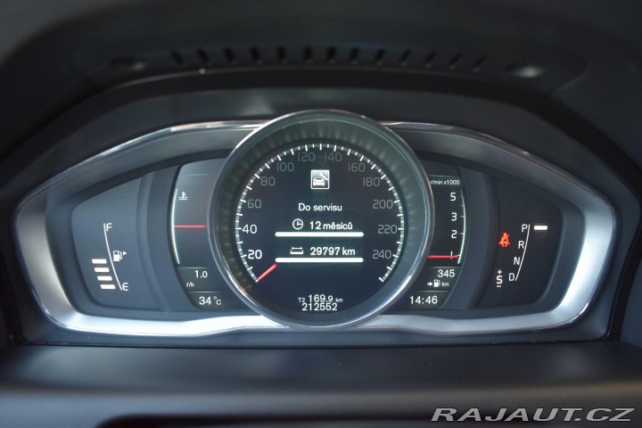 Volvo XC60 D4 133kW*AUTOMAT*TAŽNÉ*NA 2014