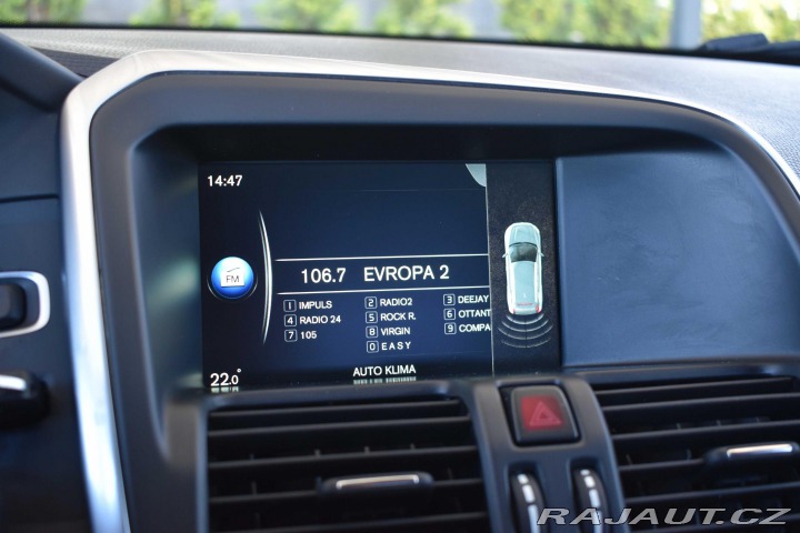 Volvo XC60 D4 133kW*AUTOMAT*TAŽNÉ*NA 2014
