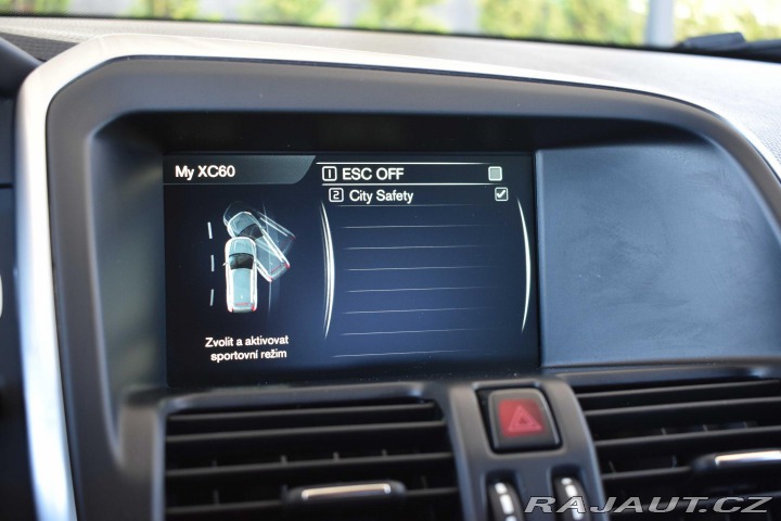 Volvo XC60 D4 133kW*AUTOMAT*TAŽNÉ*NA 2014