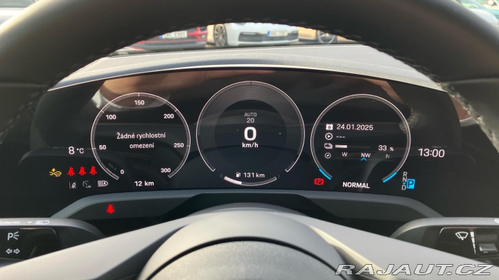 Porsche Taycan  2025