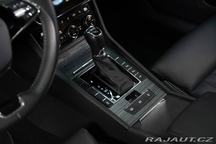 Škoda Superb 2.0 TDI SCR Style DSG 2022