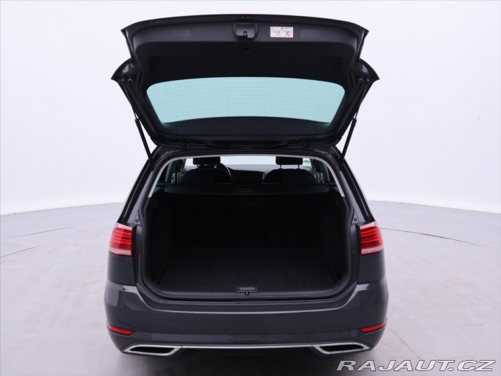 Volkswagen Golf 1,5 TSI 110kW DSG Highlin 2021