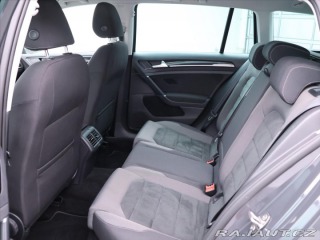 Volkswagen Golf 1,5 TSI 110kW DSG Highlin 2021