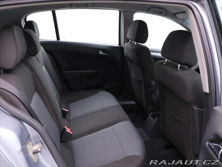 Opel Astra 1,6 16V 77kW Klima STK 05 2005