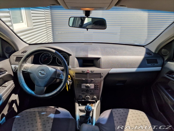 Opel Astra 1,6 16V 77kW STK 5/27 CZ 2005