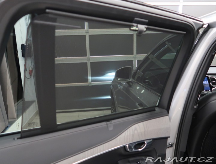 Volvo XC90 2,0 B5 PLUS AWD AUT Brigh 2024