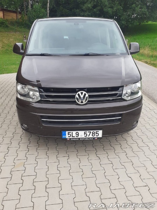 Volkswagen Multivan 2,0   T5 2012