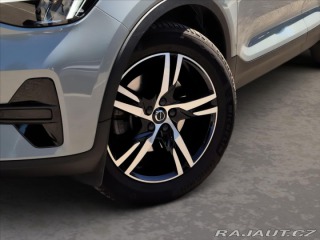 Volvo XC40 2,0 B3 Plus Dark 2023