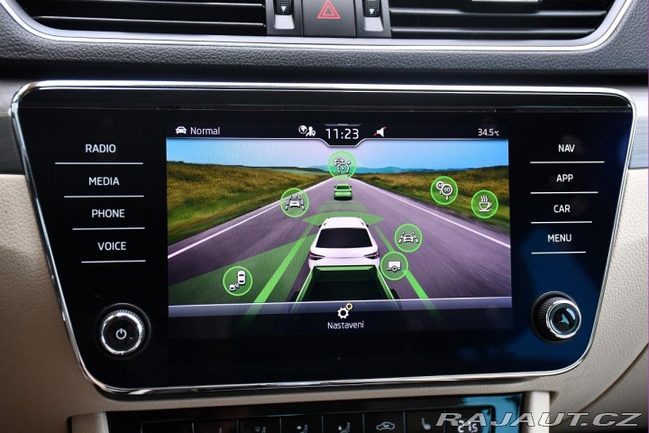 Škoda Superb 2.0TDi STYLE DSG ČR 2020