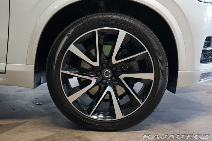 Volvo XC90 D5*INSCRIPTION*B&W*VZ 2018