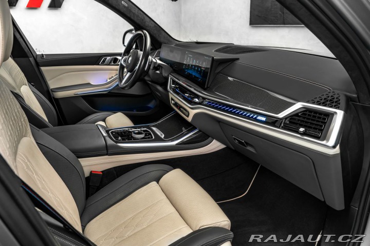 BMW X7 M60i xDrive 2023