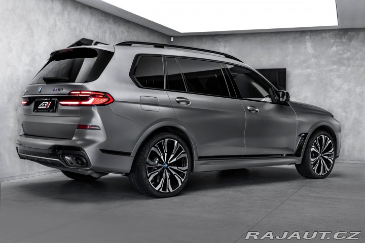 BMW X7 M60i xDrive 2023