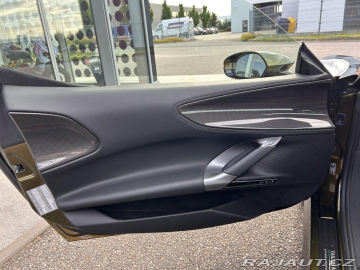 Ferrari SF90 Spider Tailor Made Cavalc 2023