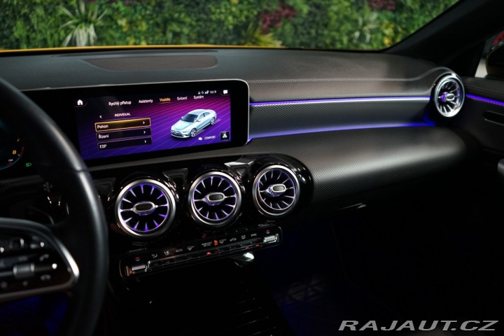 Mercedes-Benz CLA 220*LED*CARPLAY*CAMERA* 2019