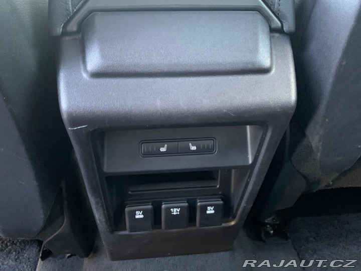 Land Rover Discovery Sport 2.0TD4HSE, REZERVACE 2015
