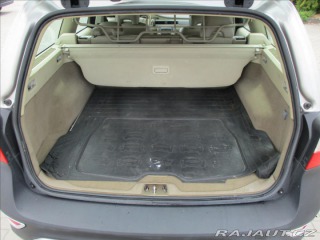 Volvo XC70 2,4 D5 151kw AWD Momentum 2010