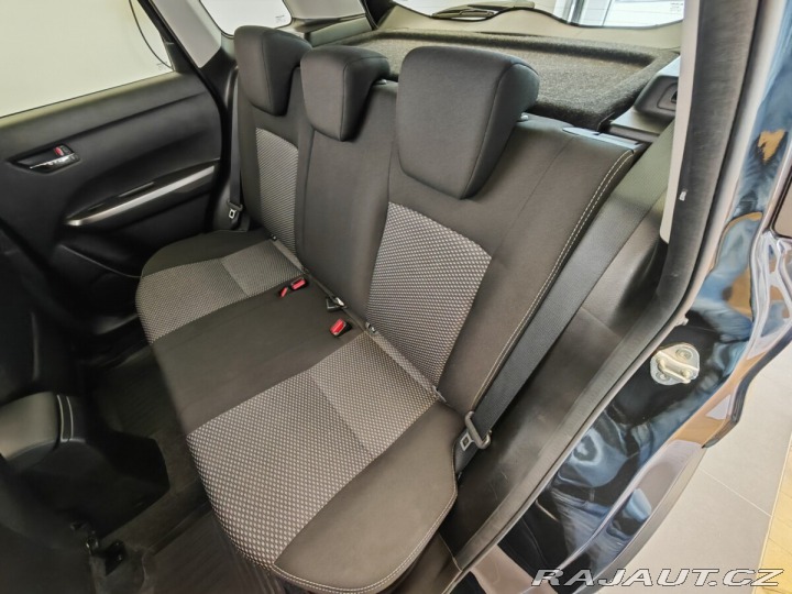 Suzuki Vitara 4x4, automat , benzín 2019