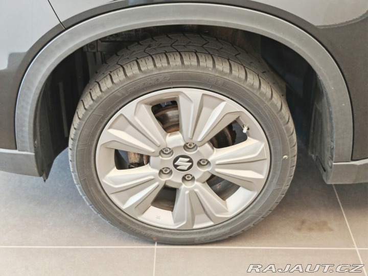 Suzuki Vitara 1.4 automat, 4x4, benzín 2019