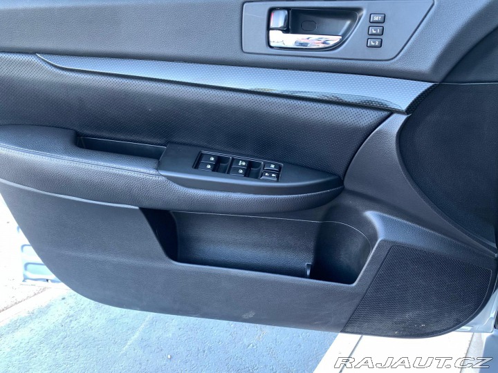 Subaru Outback 2.0D,110KW,4x4,2.MAJ,NOVÉ 2014