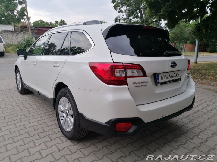 Subaru Outback 2.0D Comfort Navi CVT MY2 2015