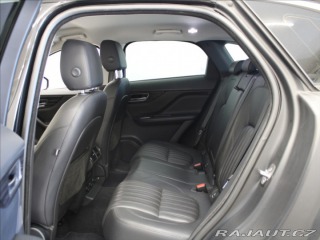 Jaguar F-Pace 3,0 D300 V6 Portfolio MER 2017